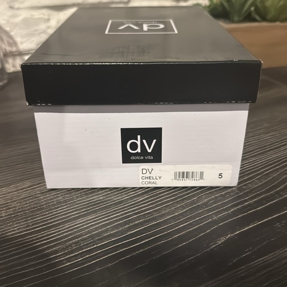 DV by Dolce Vita Pink raffia sandals- GIRLS - Picture 5 of 5